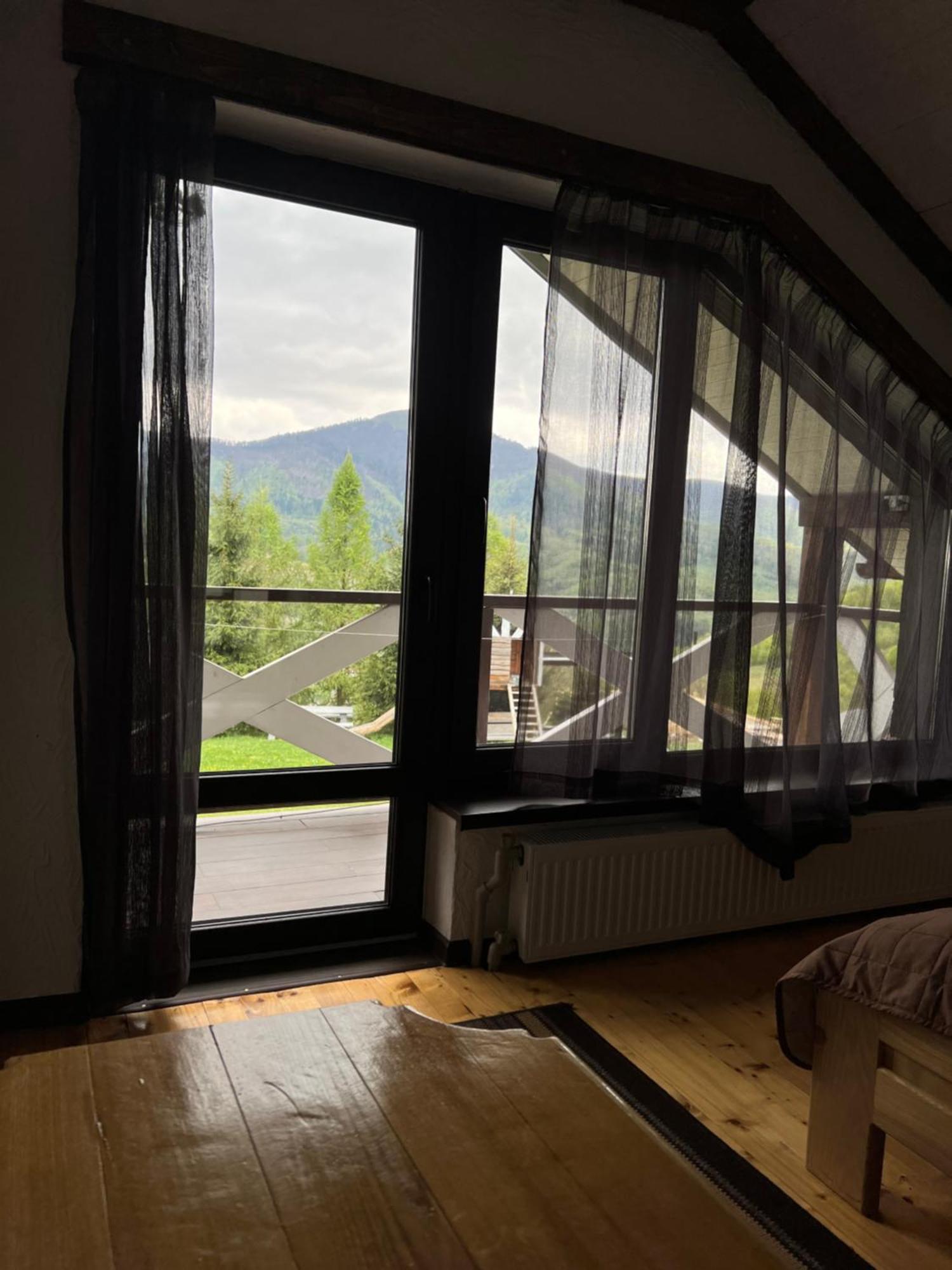 Готельно-Ресторанний Комплекс Кичера Volovets Extérieur photo