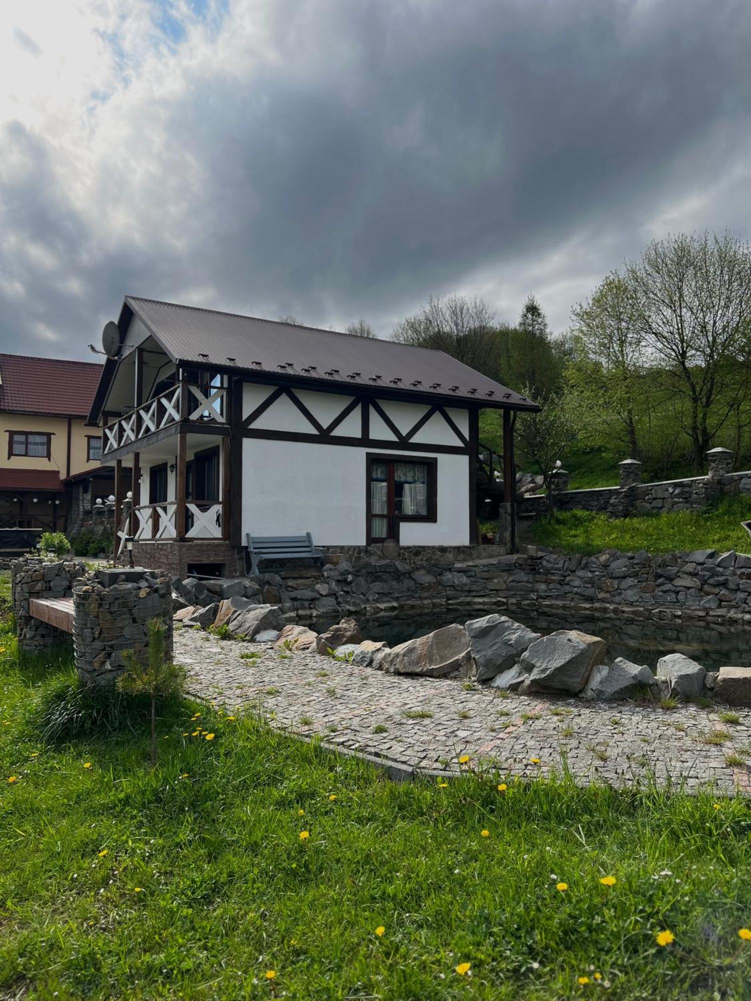 Готельно-Ресторанний Комплекс Кичера Volovets Extérieur photo