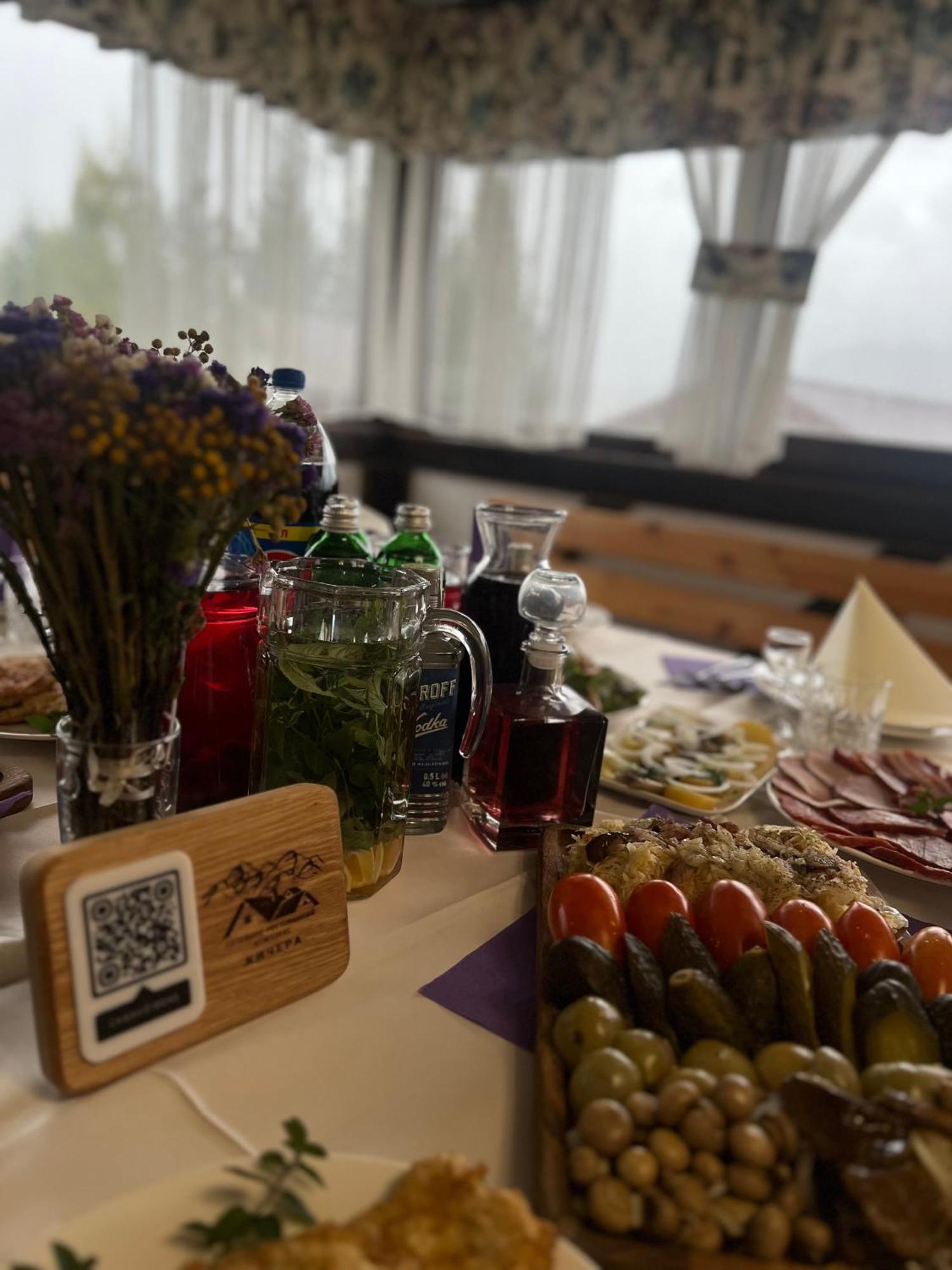 Готельно-Ресторанний Комплекс Кичера Volovets Extérieur photo