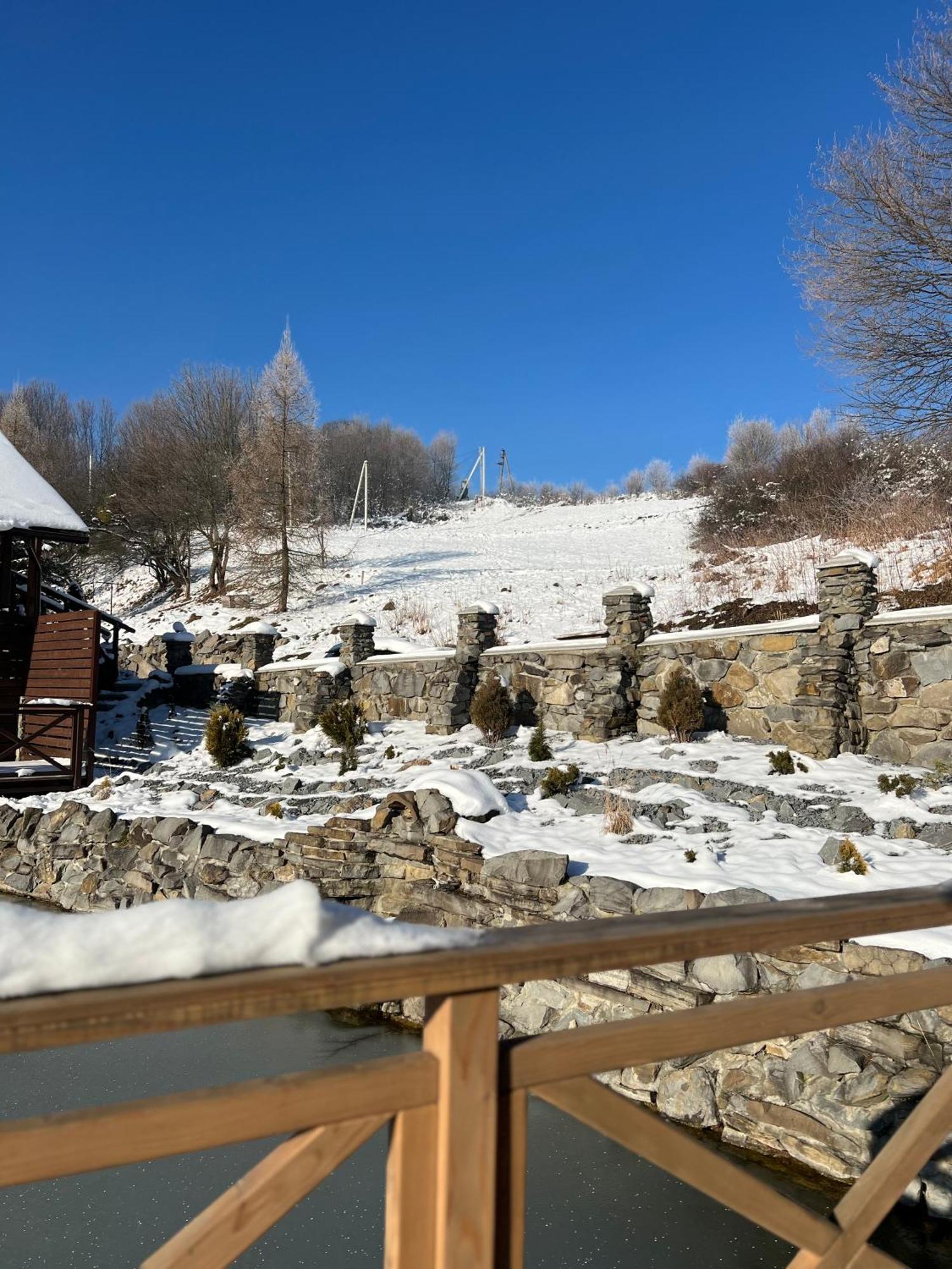 Готельно-Ресторанний Комплекс Кичера Volovets Extérieur photo